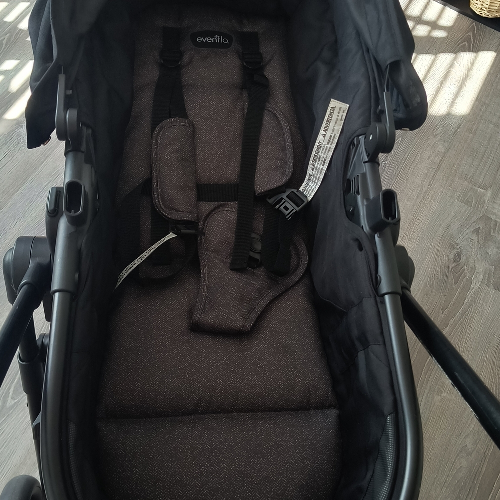 Evenflo Black and Brown Stroller